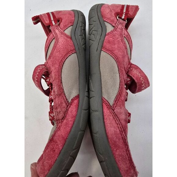 Red Suede & Mesh Womens Comfort Walking Shoes With Adjustable Strap Size 8 - Picture 11 of 11